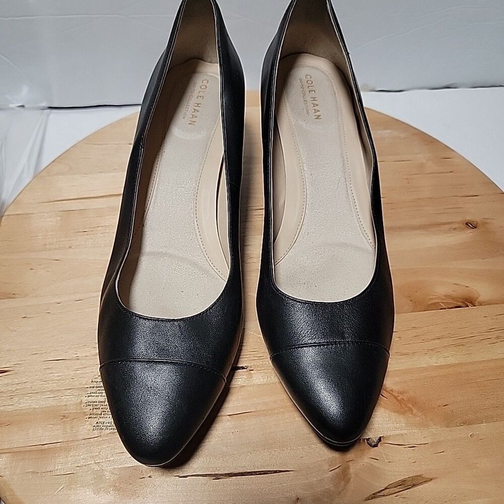 Cole Haan The Go-To Black Waterproof Leather Pumps Block Heel Pointed Toe Size 9